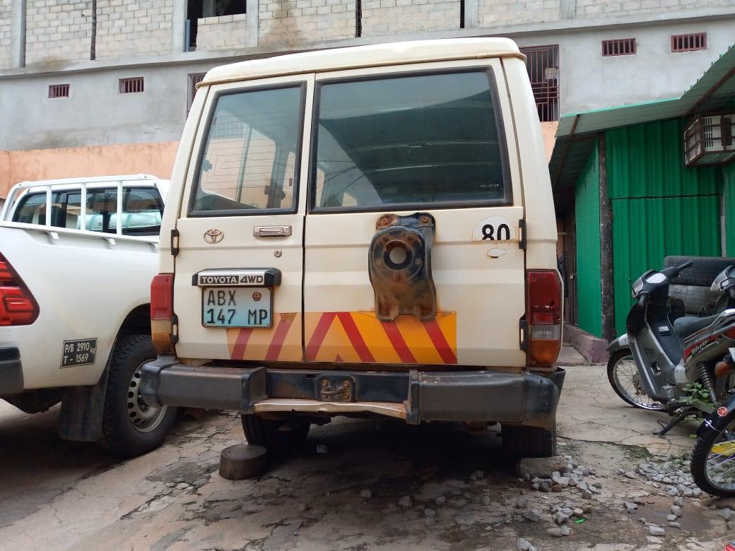 Toyota Land Cruiser · — imagen 7