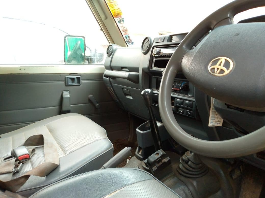 Toyota Land Cruiser · — imagen 17