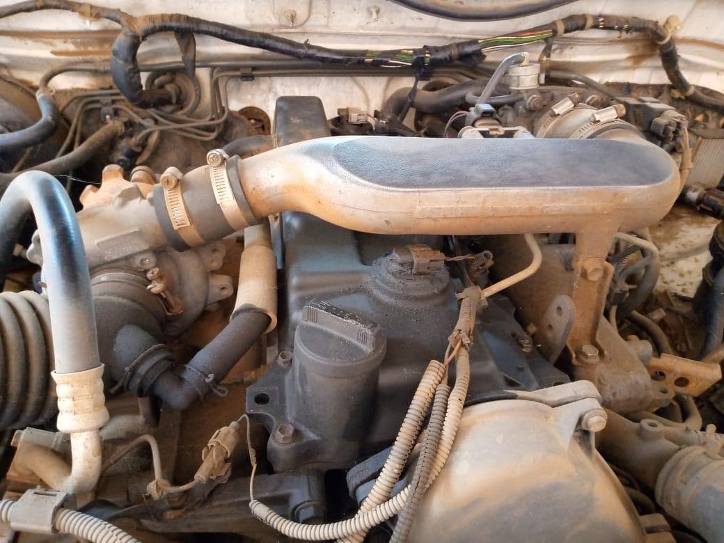 Toyota Hilux · — image 11