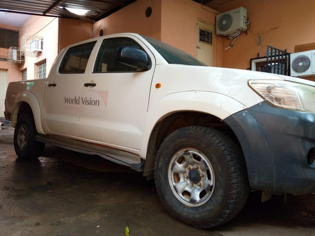 Toyota Hilux · — image 7