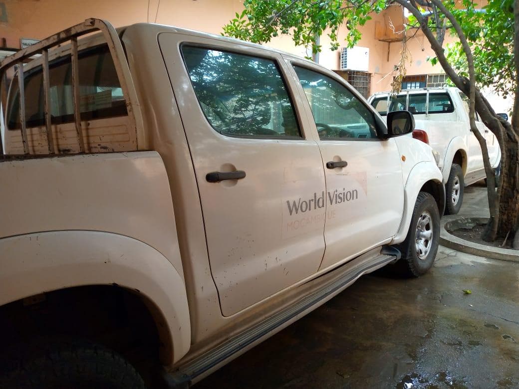 Toyota Hilux · — image 12