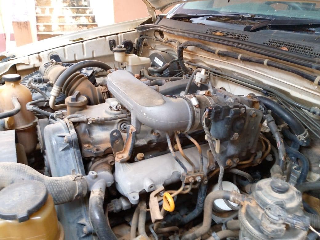 Toyota Hilux · — image 16