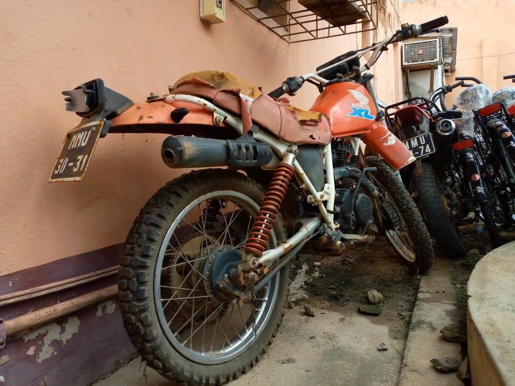 Honda XL 125S · — imagem 4
