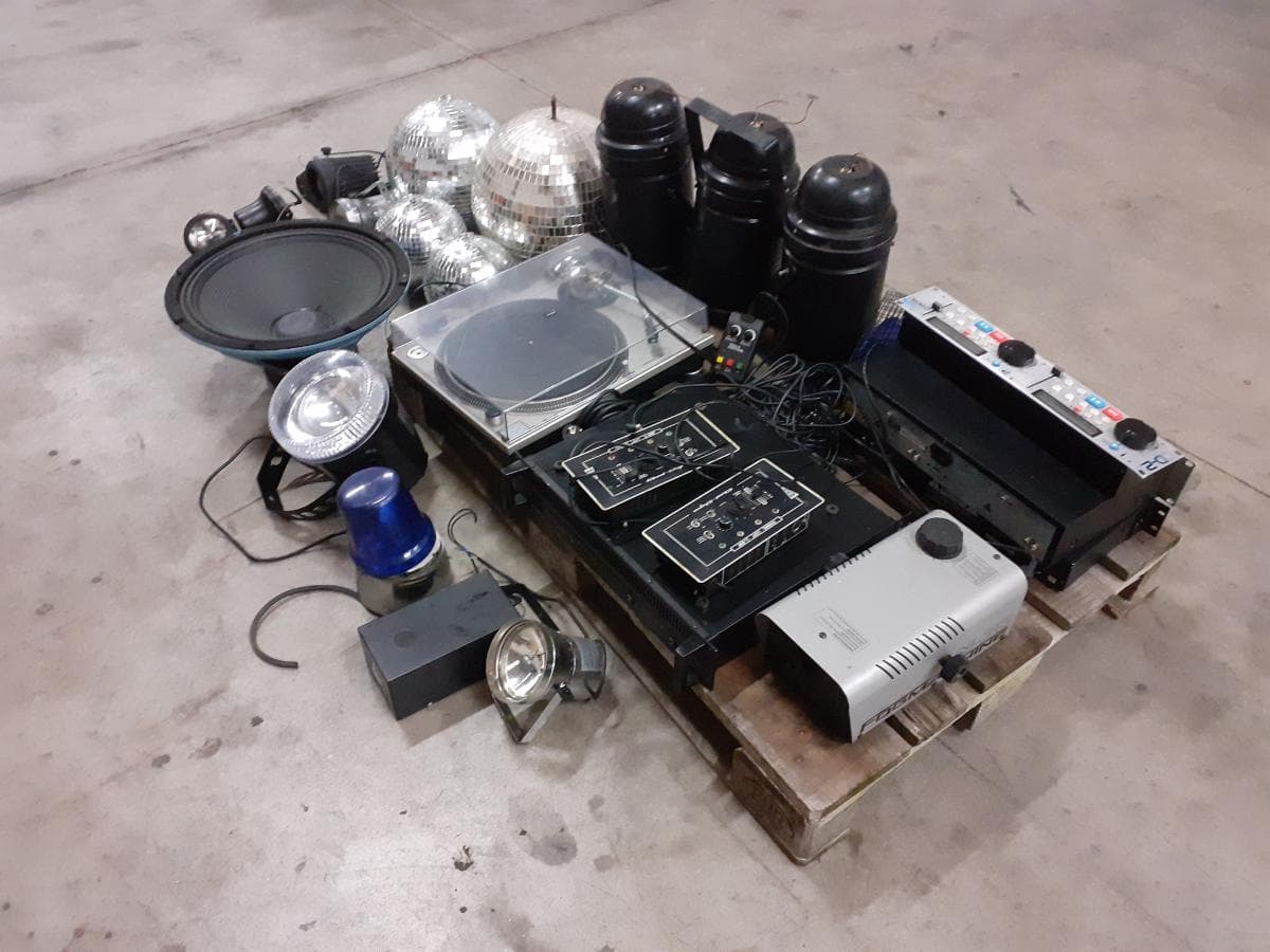 Equipamentos Luz e Som — image 2
