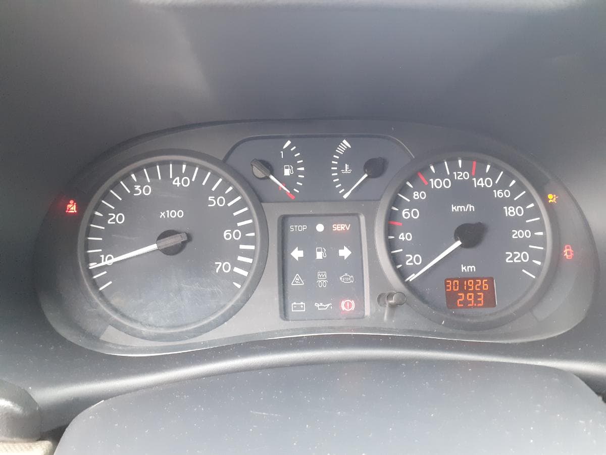 Renault Clio 1.2 · Ano 2001 — imagen 16