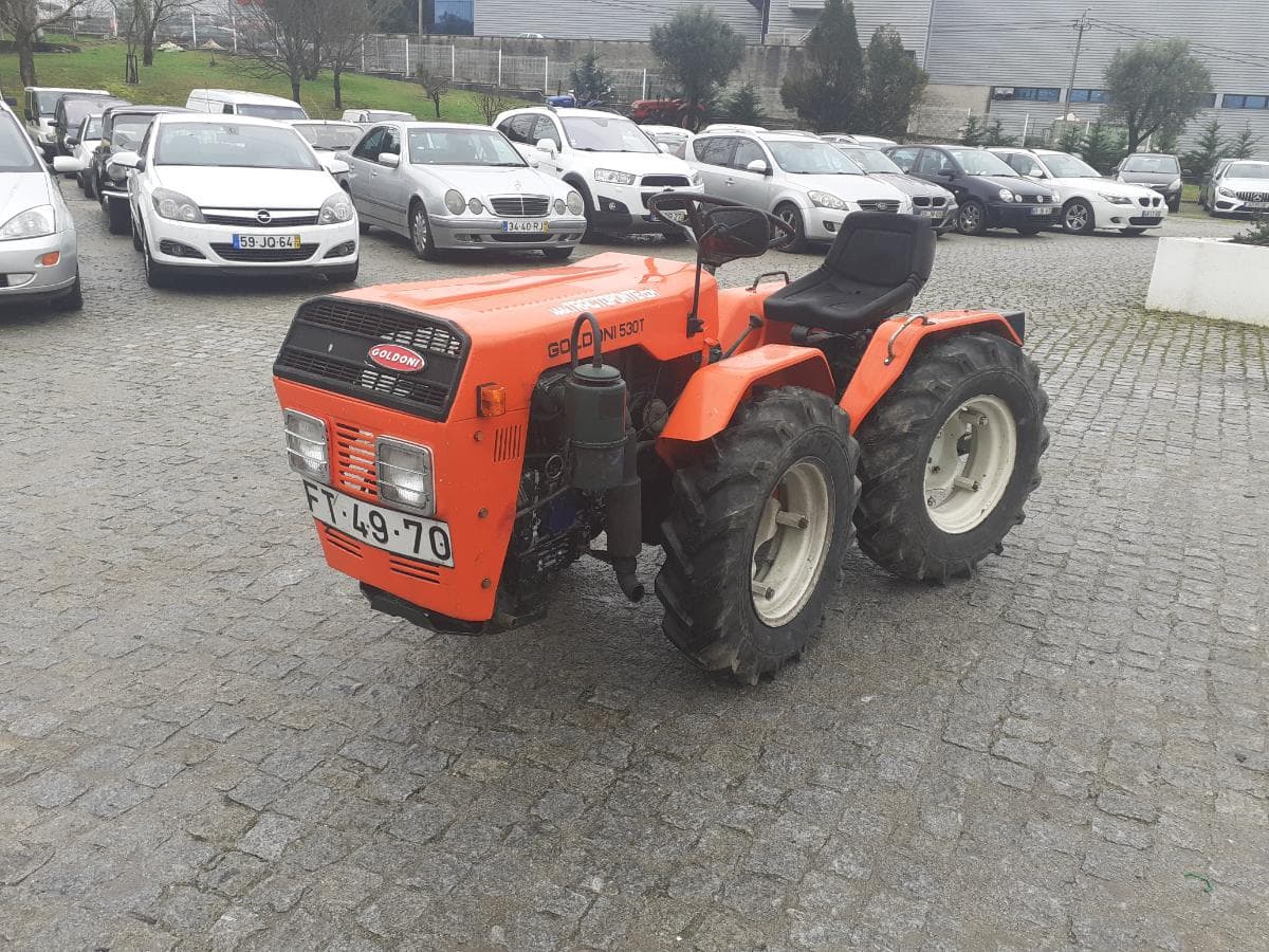 Trator Agrícola Goldini · Ano 1980 — imagen 3