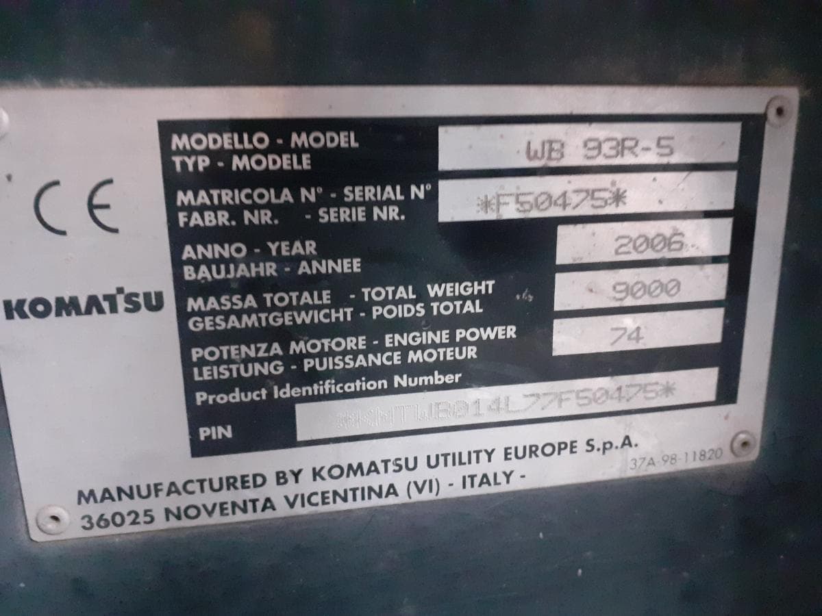 Retroescavadora Komatsu W93 R · Ano 2006 — imagen 15