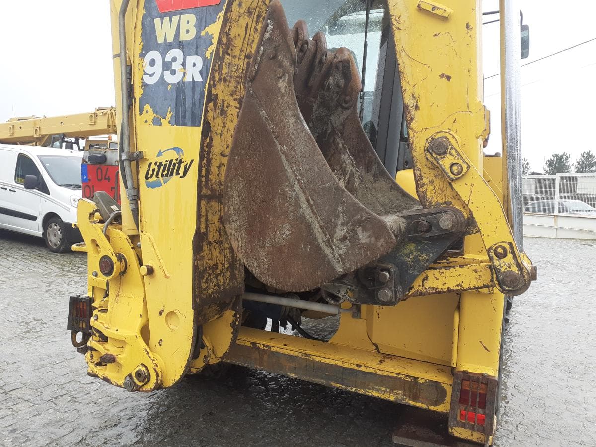 Retroescavadora Komatsu W93 R · Ano 2006 — imagen 7