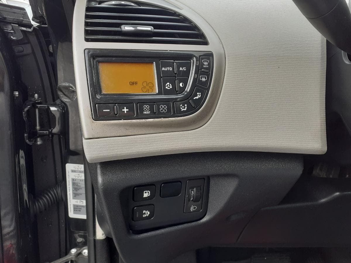 Citroën C4 1.6 HDI · de 7 Lugares · Ano 2007 — imagen 21