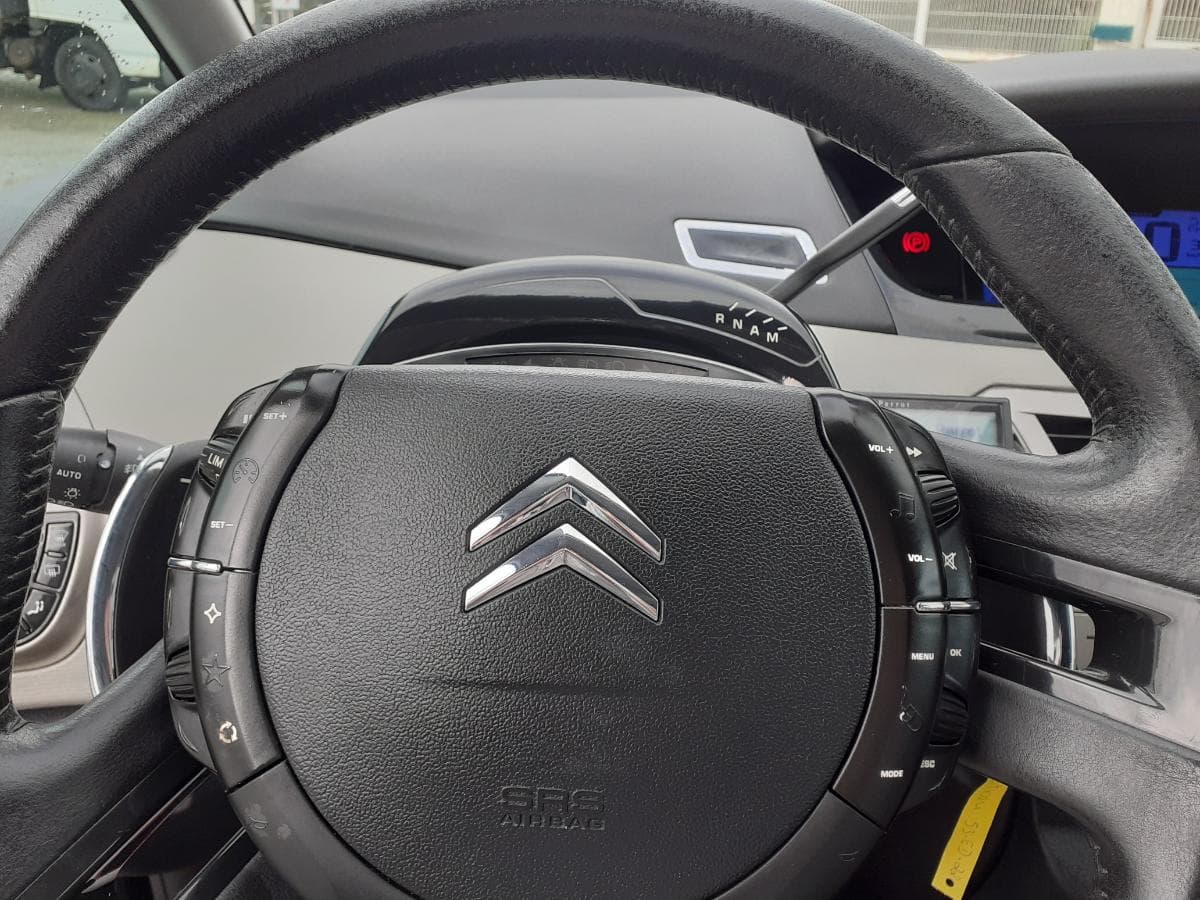Citroën C4 1.6 HDI · de 7 Lugares · Ano 2007 — imagen 25