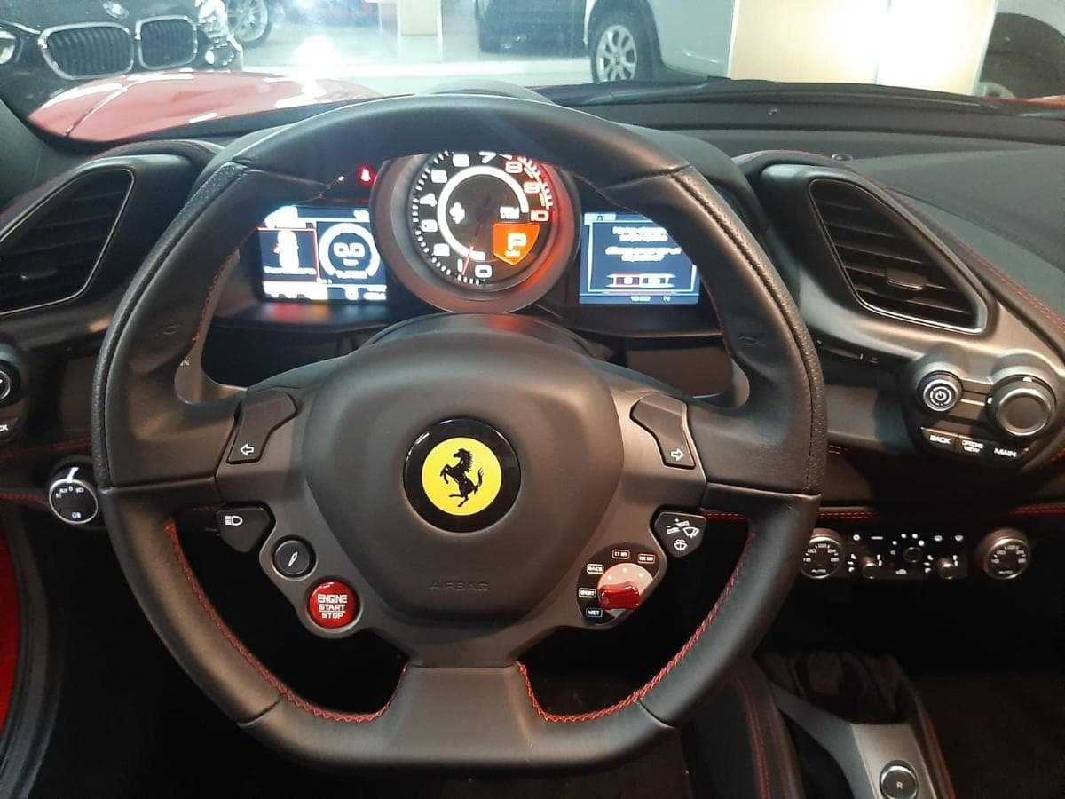 Ferrari 488 GTB Coupe — imagen 6