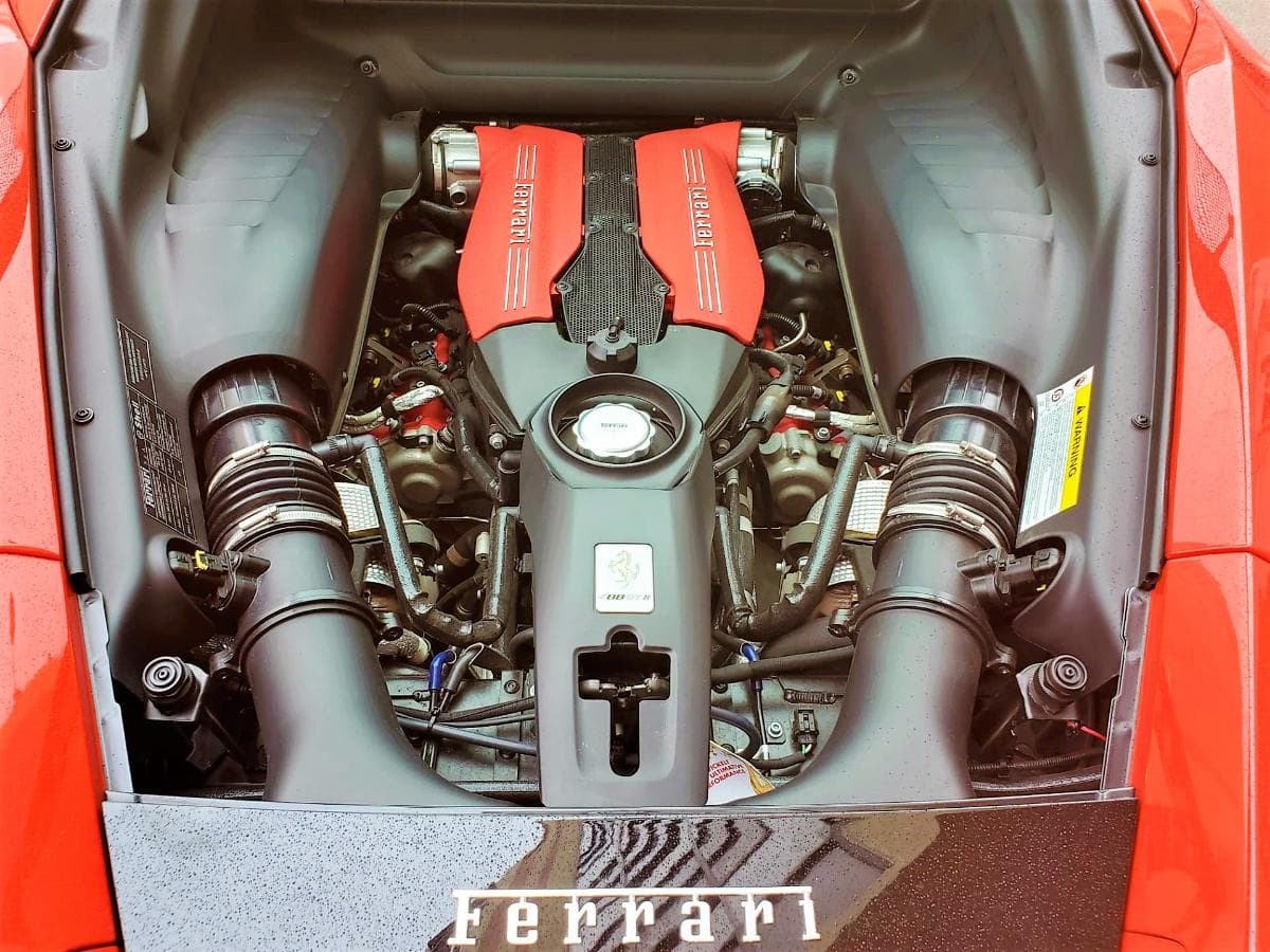 Ferrari 488 GTB Coupe — imagen 8