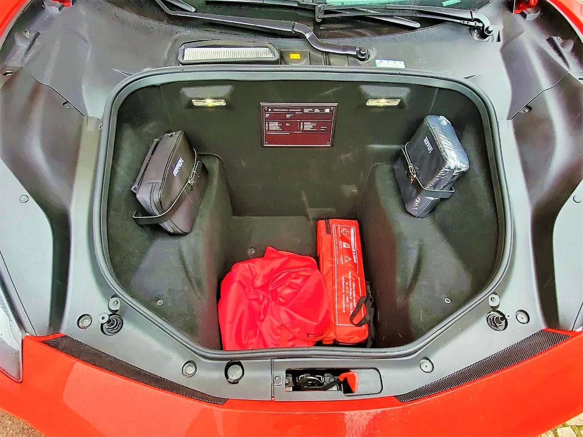Ferrari 488 GTB Coupe — imagen 10