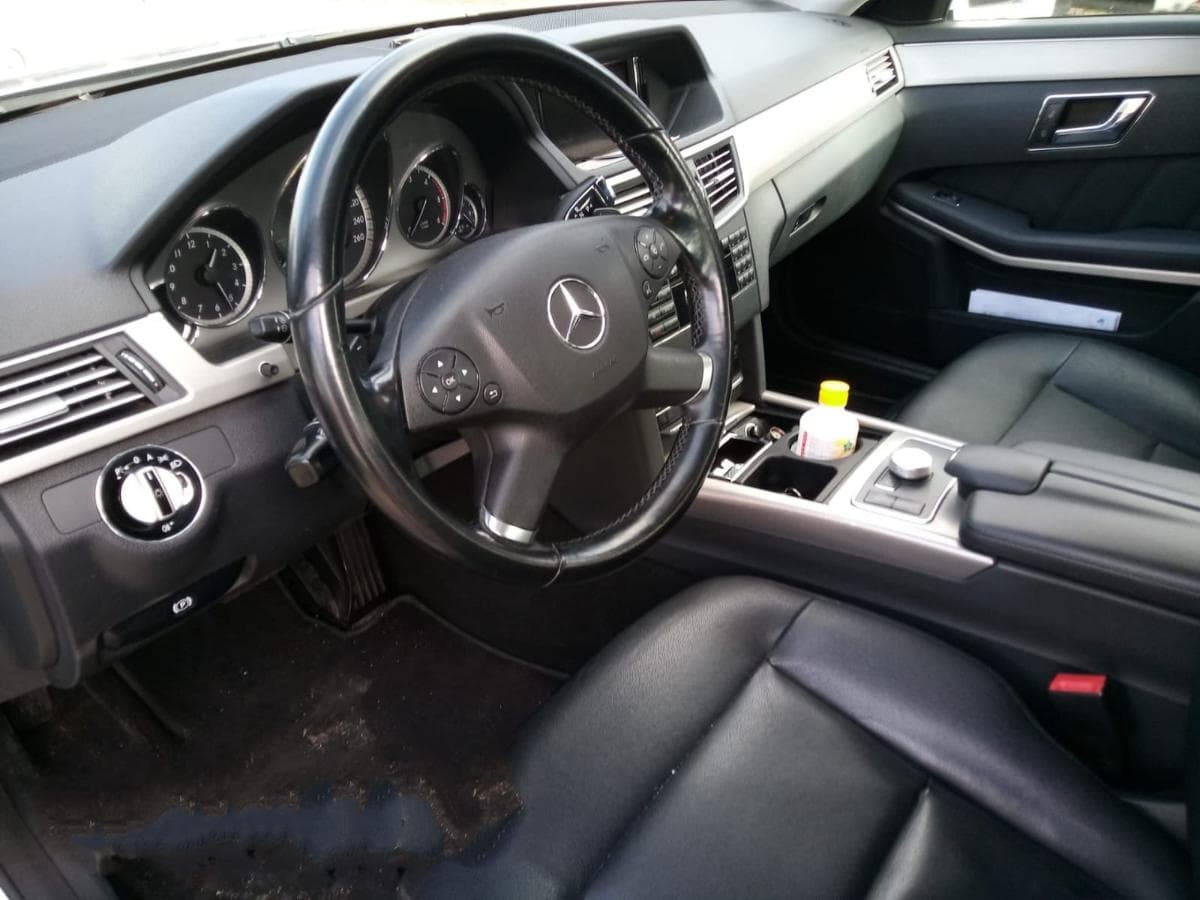 Mercedes-Benz E 350 CDI — image 6