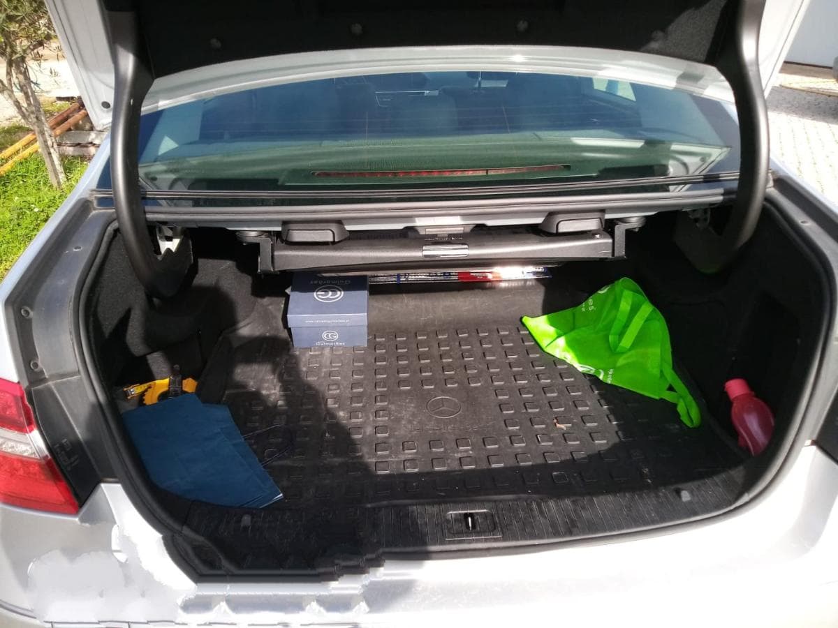 Mercedes-Benz E 350 CDI — image 8