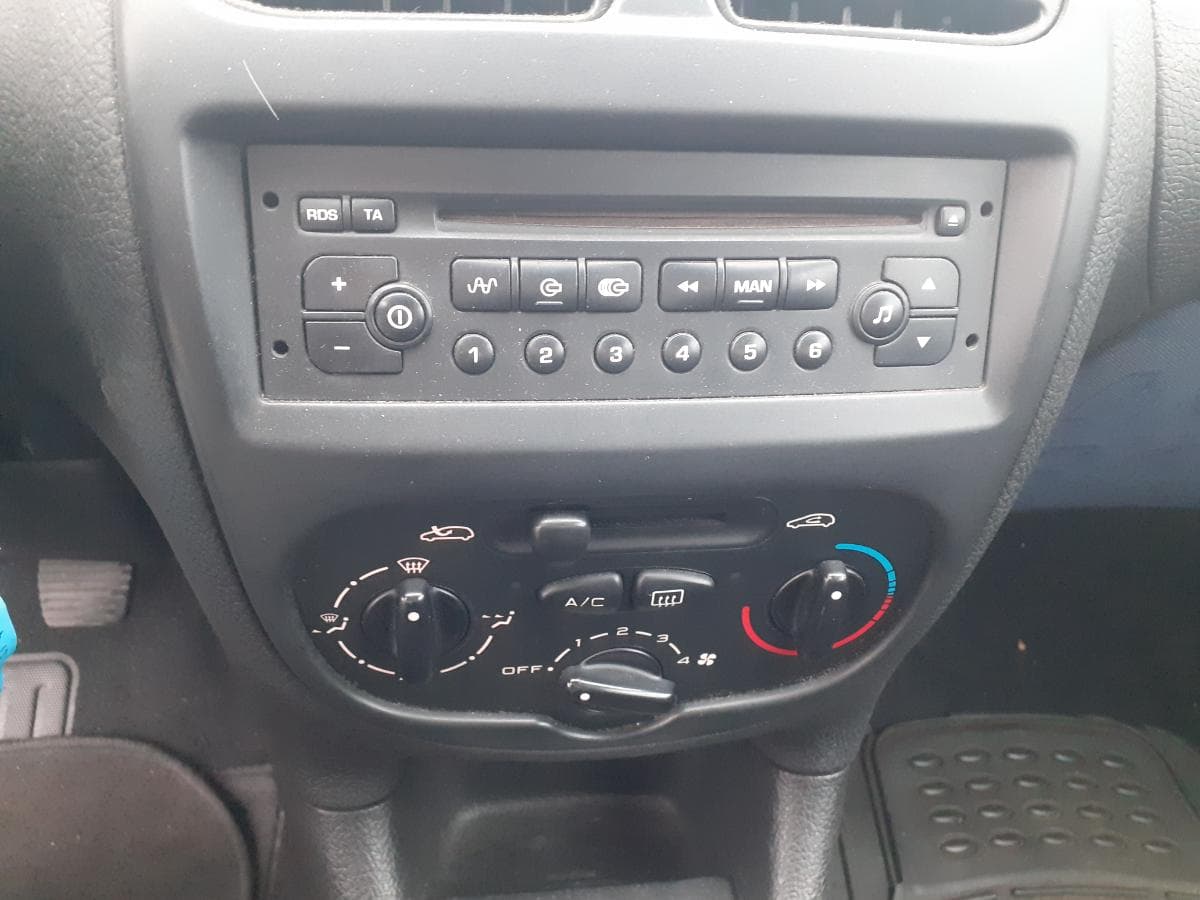 Peugeot 206 1.4 HDI · Ano 2004 — imagen 16