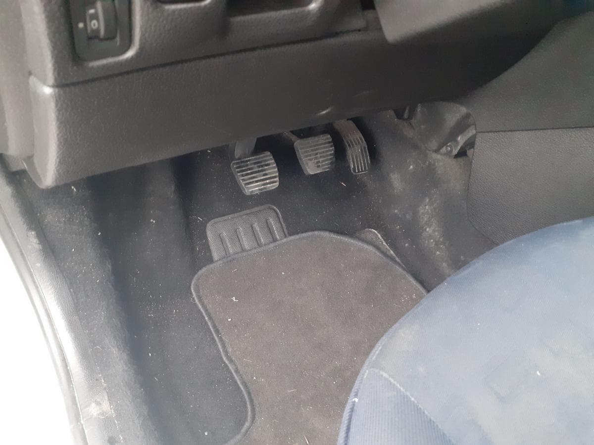Peugeot 206 1.4 HDI · Ano 2004 — imagen 17