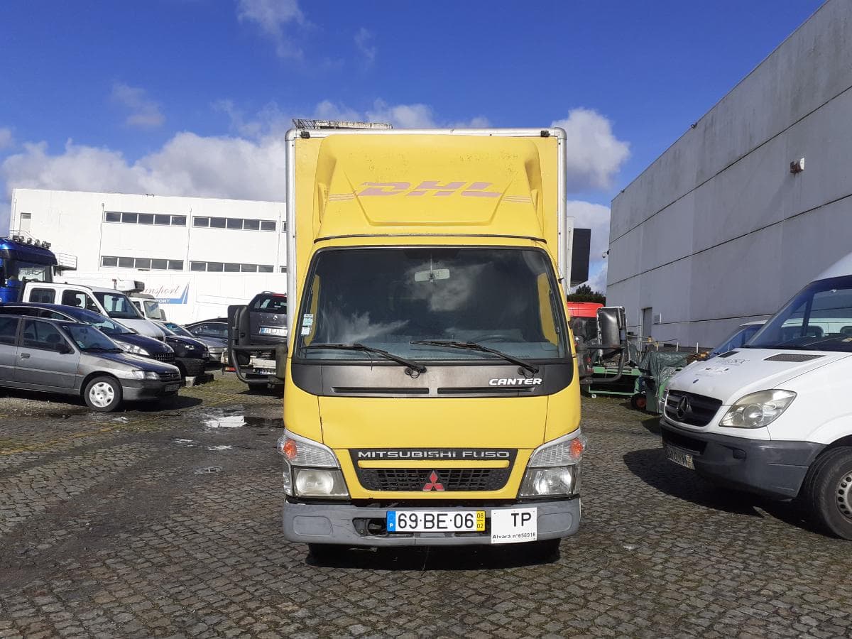 Mitsubishi Canter · Ano 2006 — image 2
