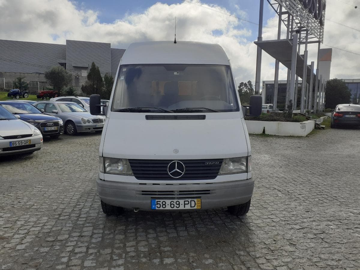 Mercedes-Benz Sprinter 312D — imagen 2