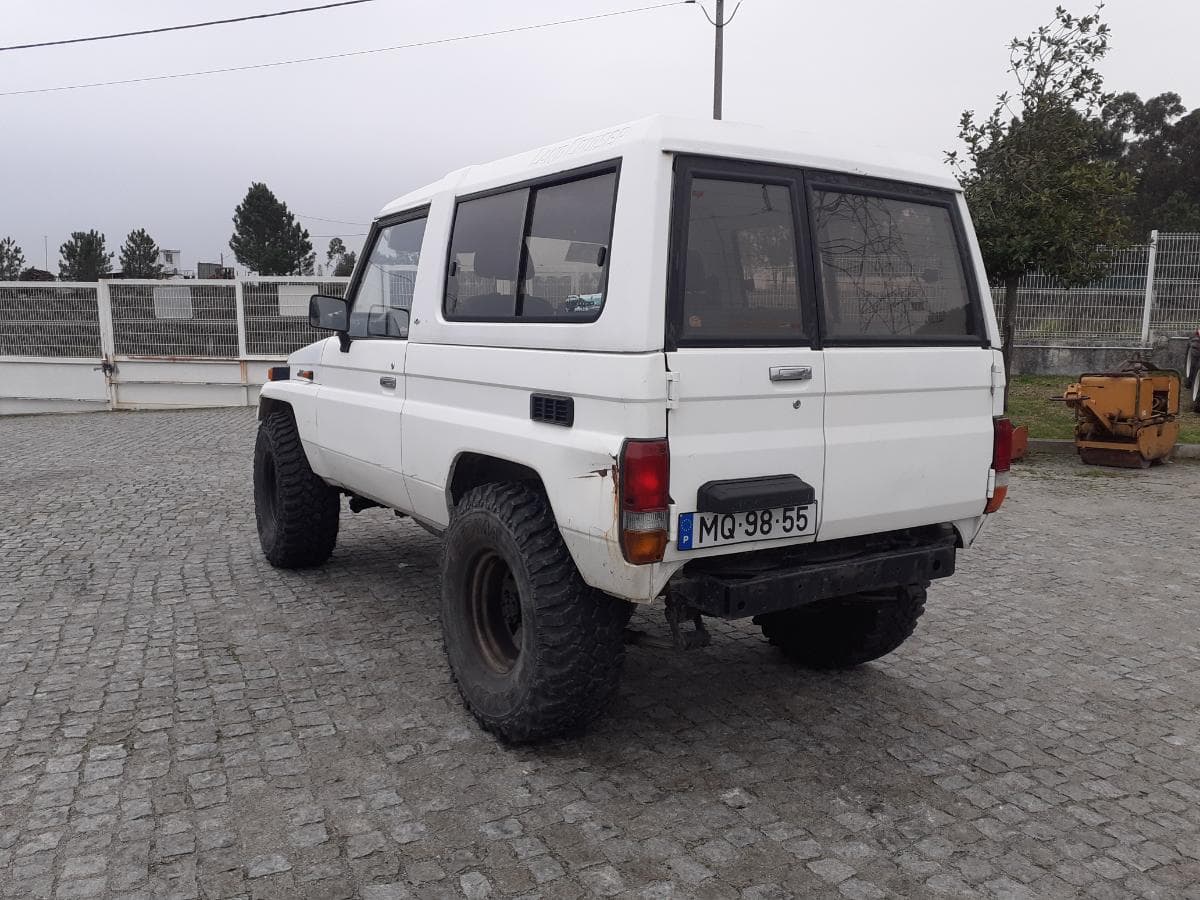 Toyota Land Cruiser BJ 73 · Ano 1990 — imagen 4