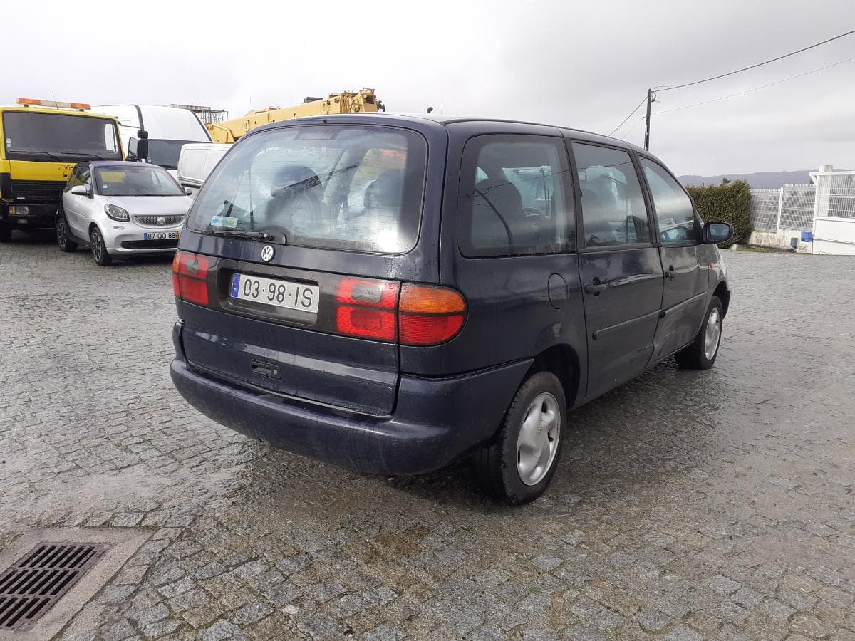 Volkswagen Sharan 1.9 TDI · Ano 1997 — imagem 4