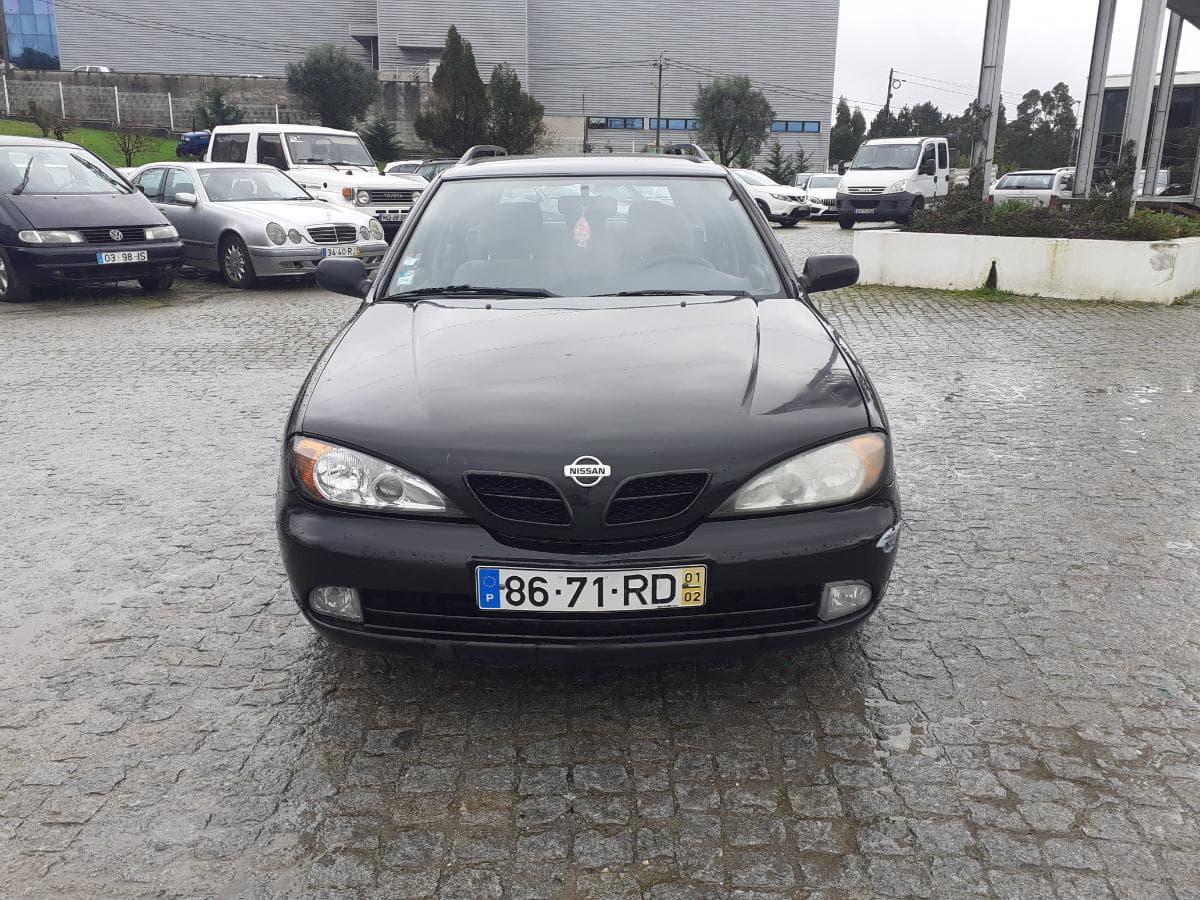 Nissan Primera 2.0 TD · Ano 2001 — imagen 2