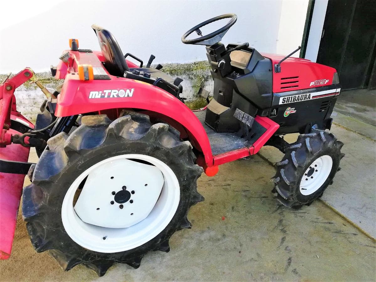 Trator Shibaura  P185F — image 2