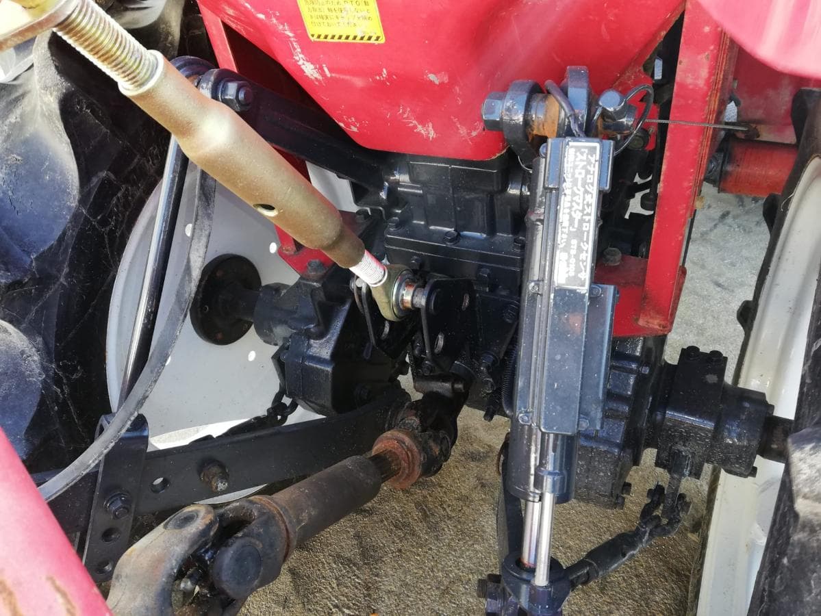 Trator Shibaura  P185F — image 7