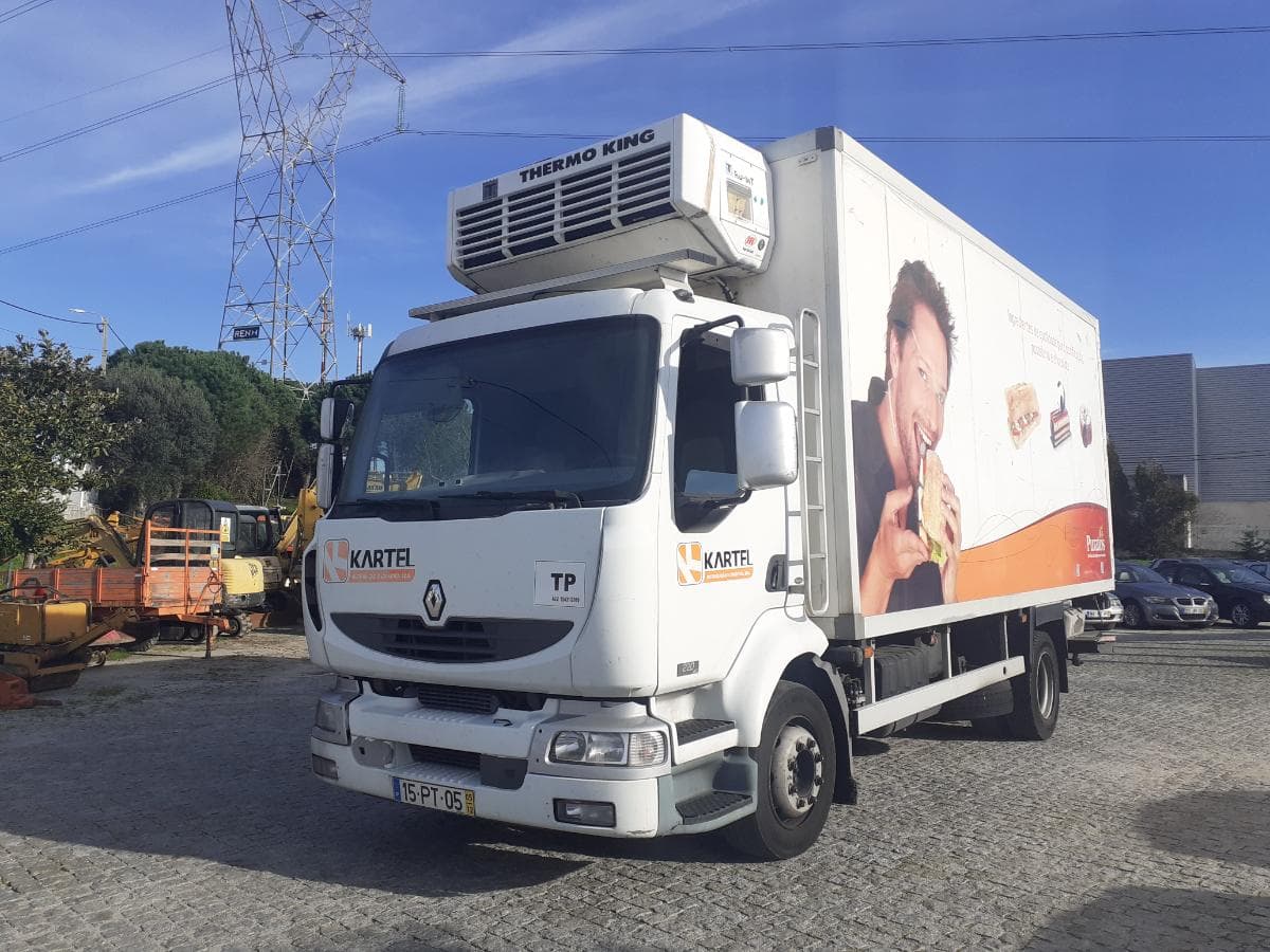 Renault 220 DCI · Ano 2005 — imagem 3