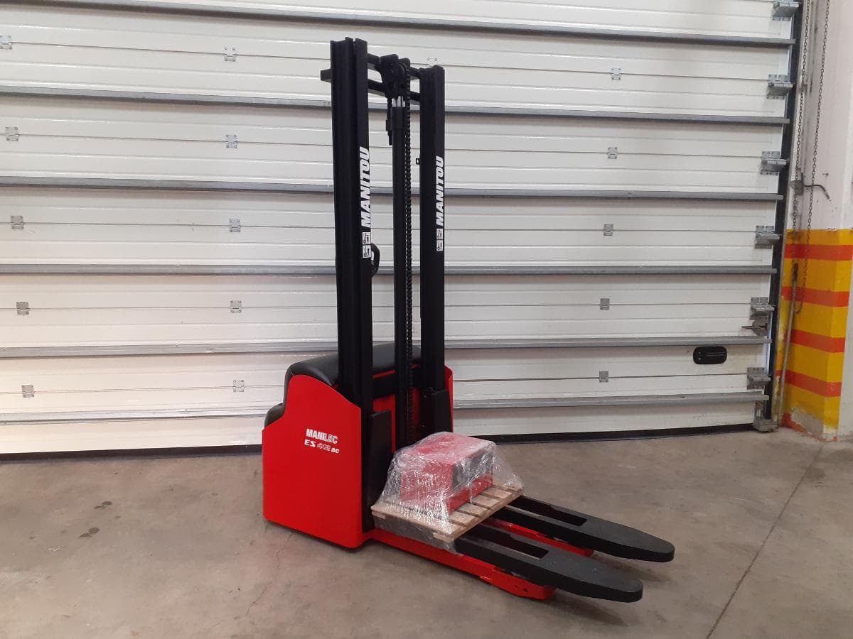 Stacker Manitou ES412 · Ano 2016 — imagen 2
