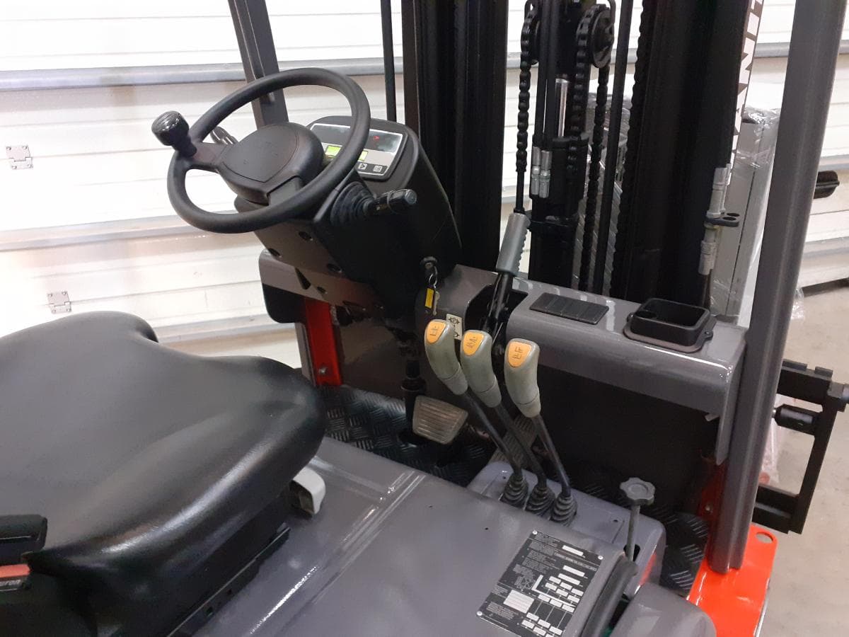 Empilhador Manitou 320 · Ano 2014 — imagen 9