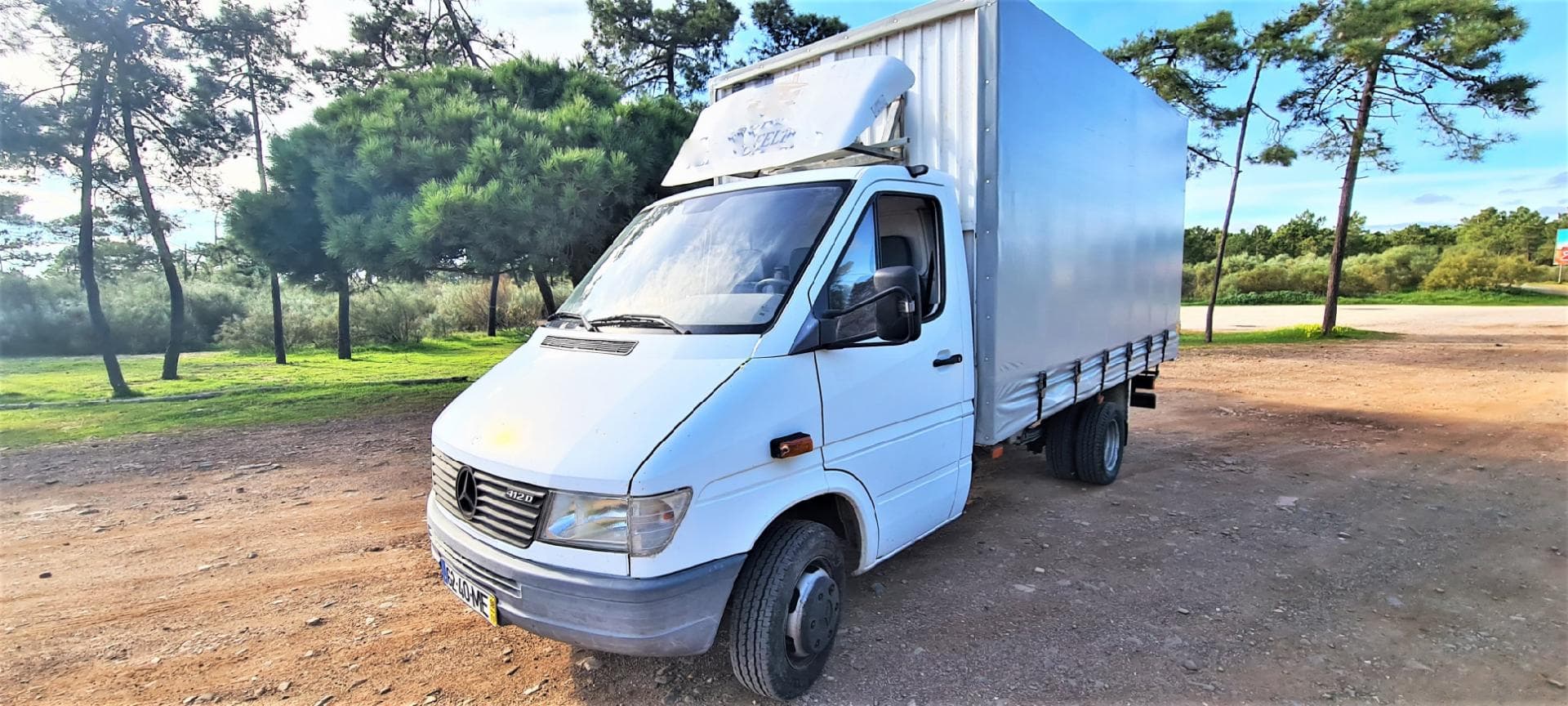Mercedes-Benz Sprinter 412