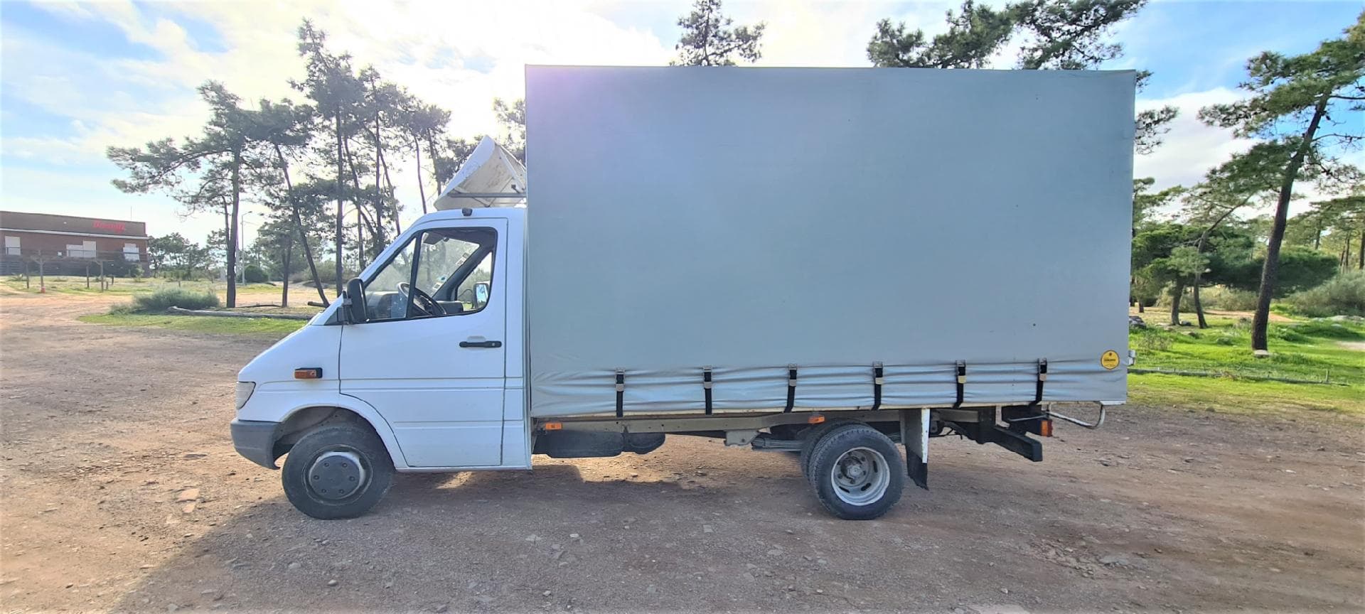 Mercedes-Benz Sprinter 412 — imagen 6