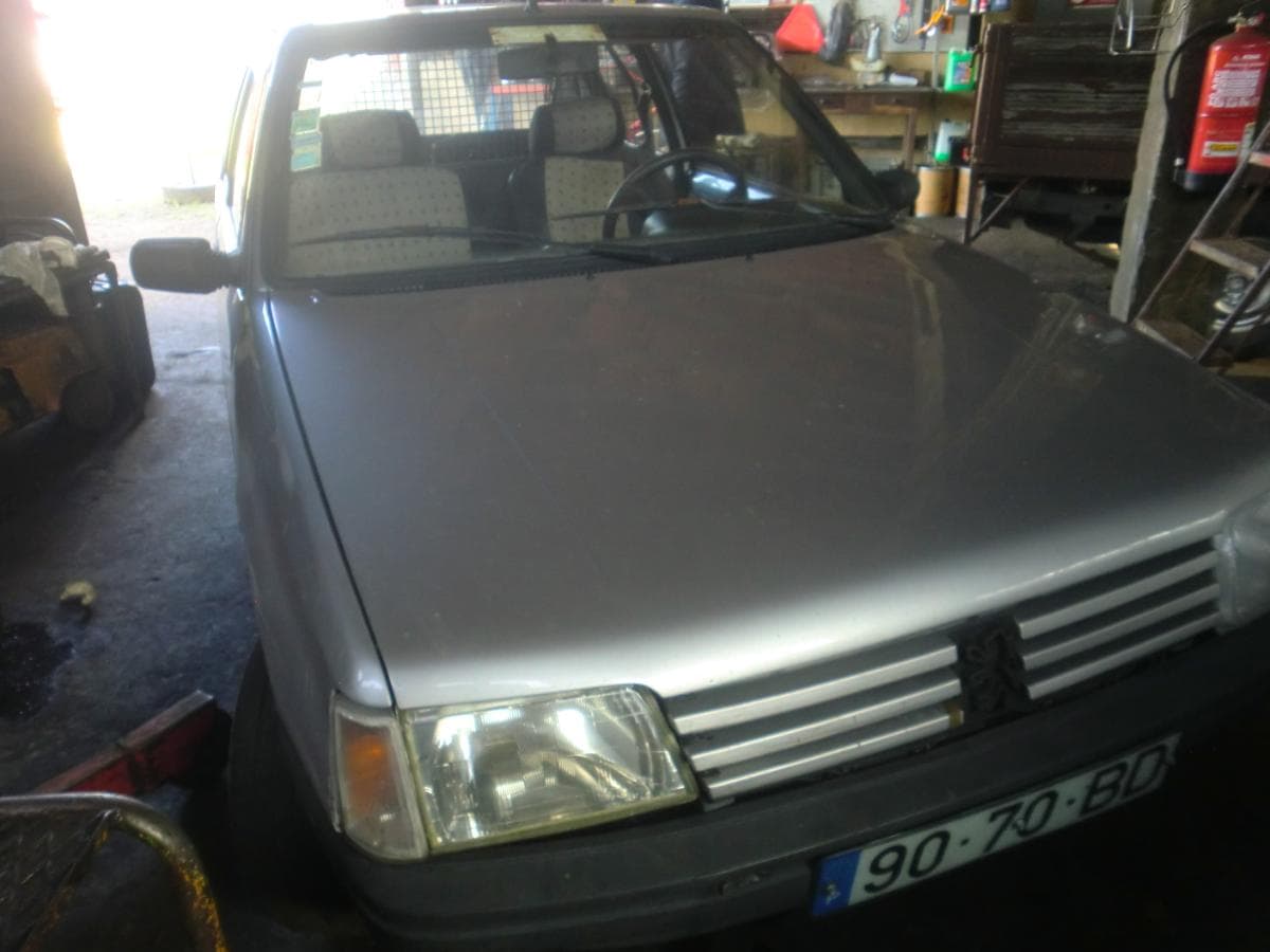 Peugeot 205 XAD · Esposende