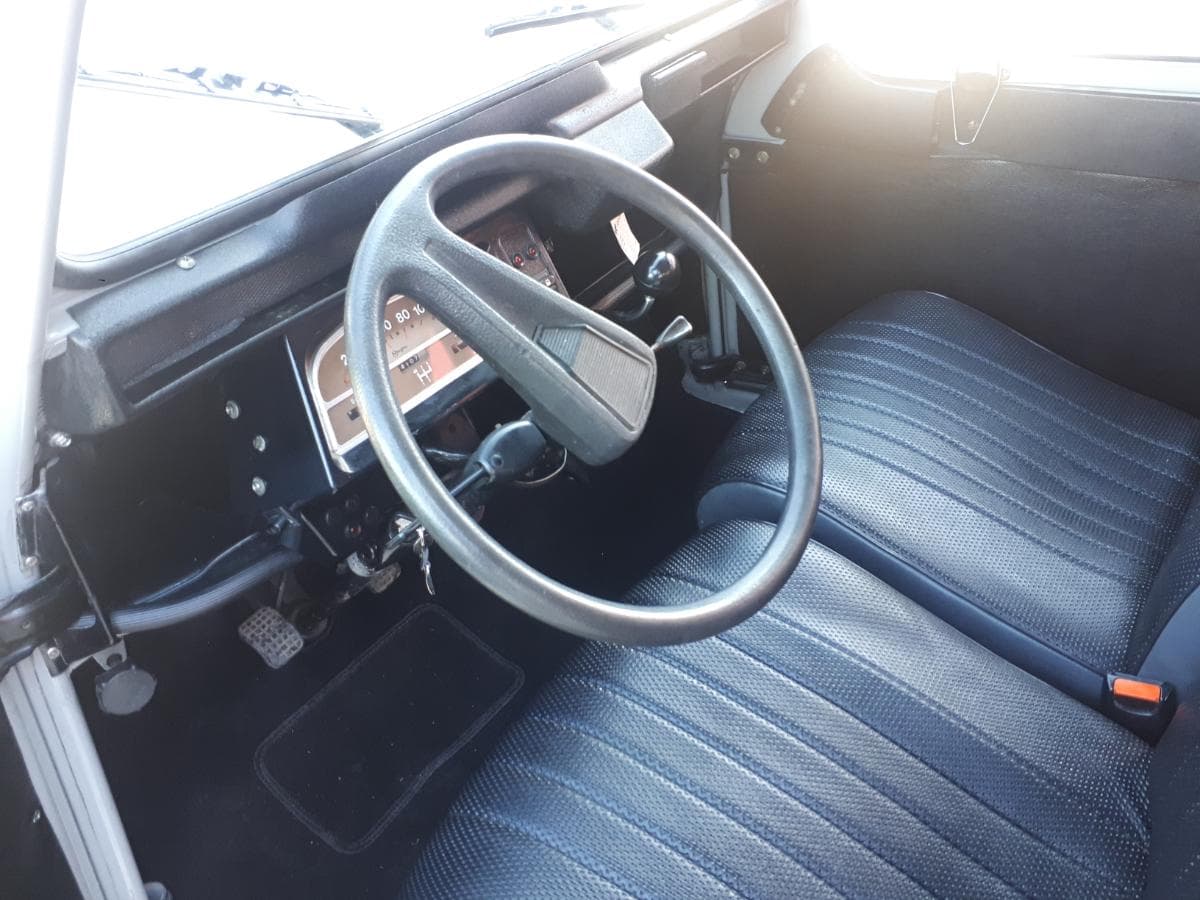 1983 Citroën 2CV — image 4
