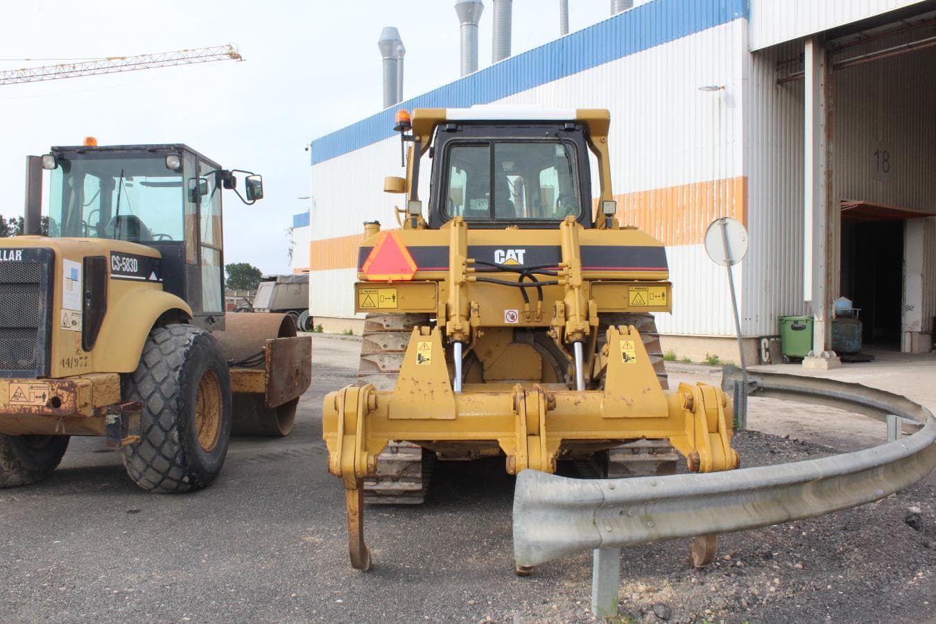Bulldozer CAT. D6 (20T) — imagem 4