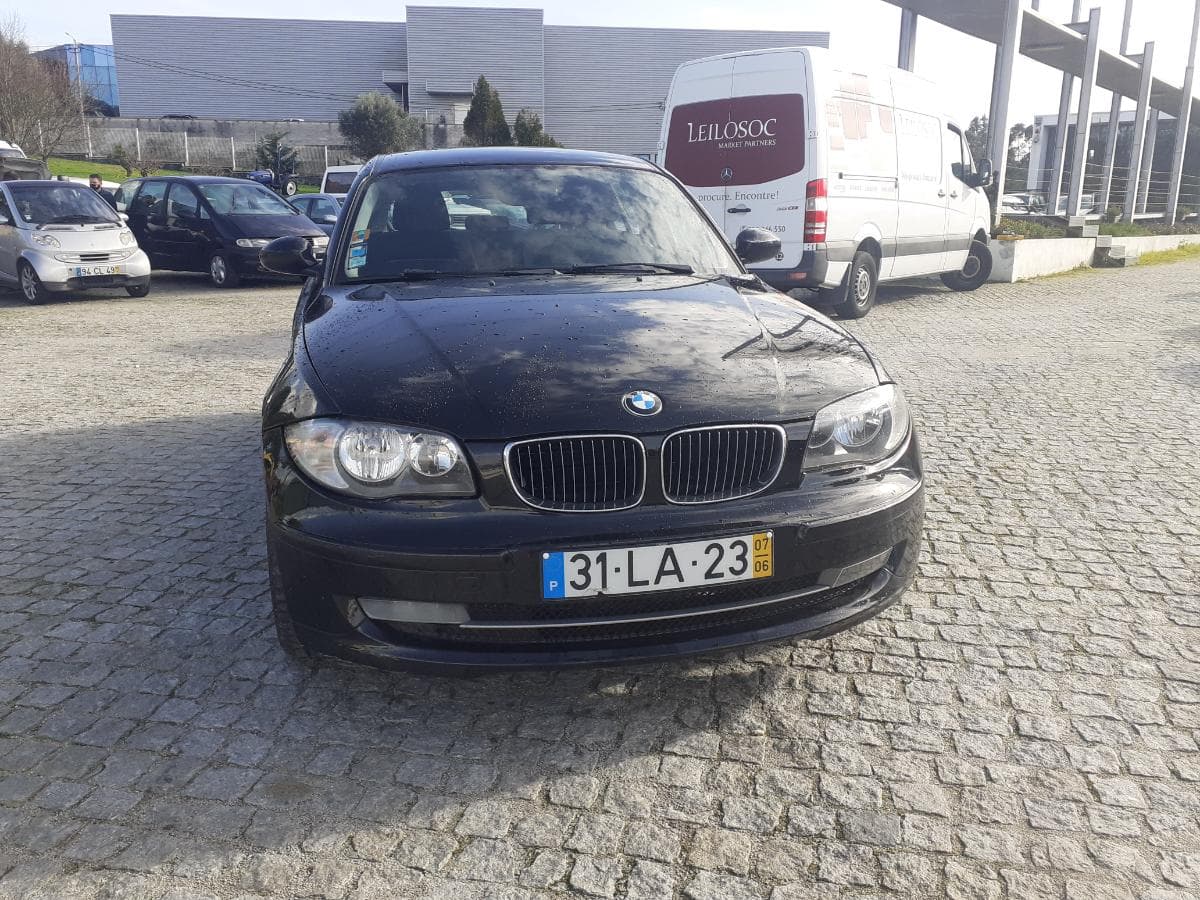 BMW 118D · Ano 2007 — imagen 5