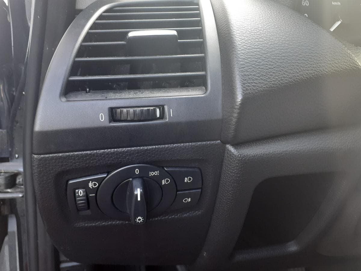 BMW 118D · Ano 2007 — imagen 18