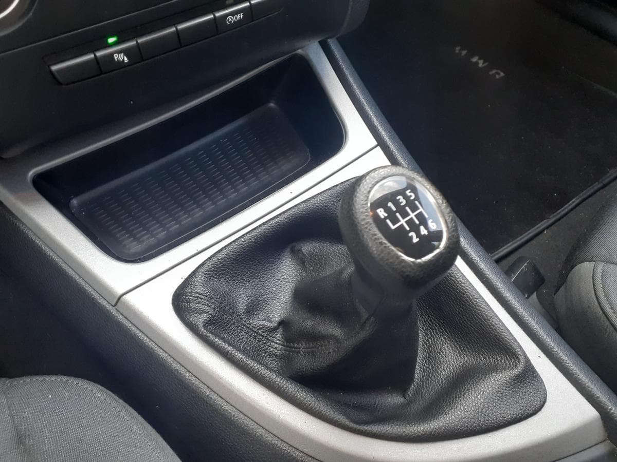 BMW 118D · Ano 2007 — imagen 22