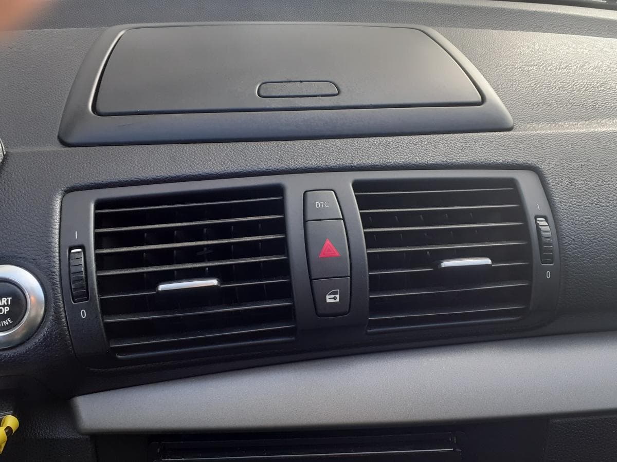 BMW 118D · Ano 2007 — imagen 24