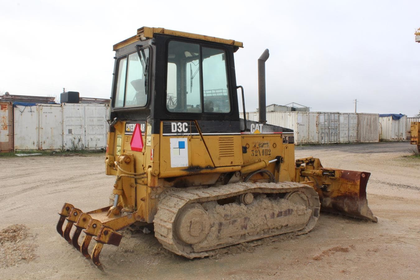 Bulldozer CAT. D3 (10T) — imagem 2
