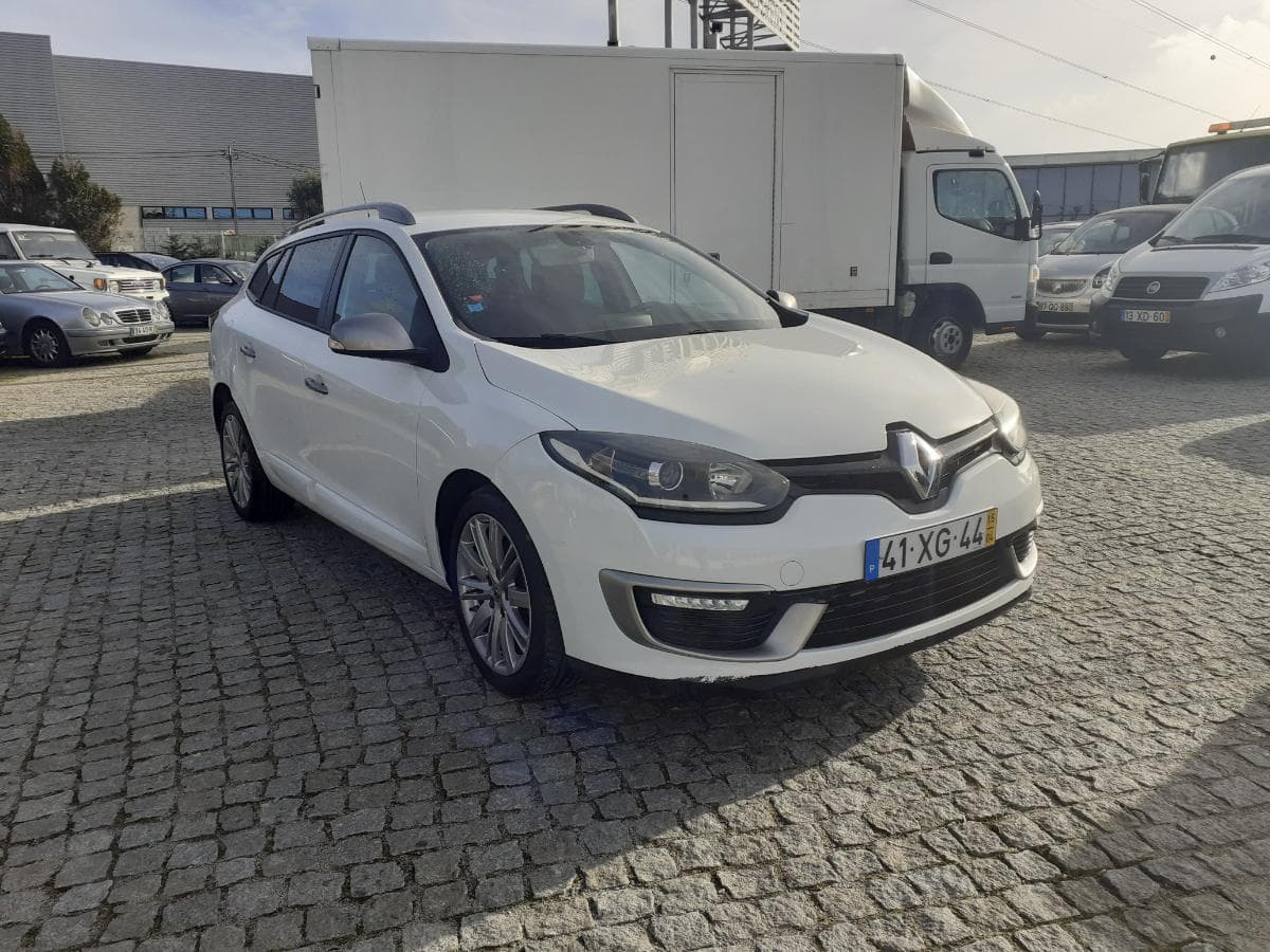 Renault Mégane 1.5DCI · Ano 2015 — image 1