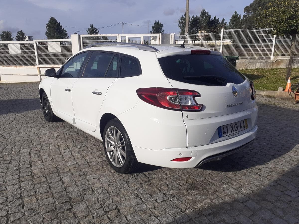 Renault Mégane 1.5DCI · Ano 2015 — image 5