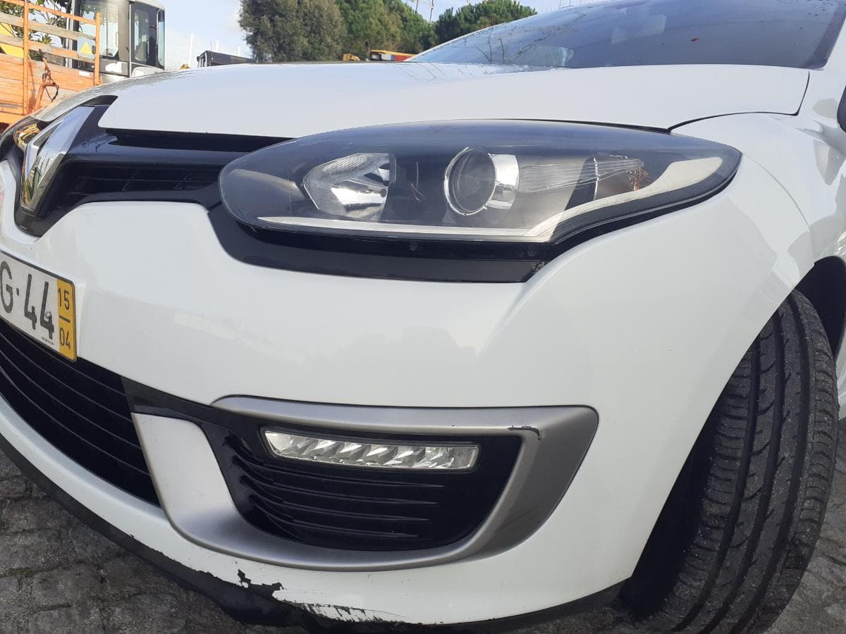 Renault Mégane 1.5DCI · Ano 2015 — image 8