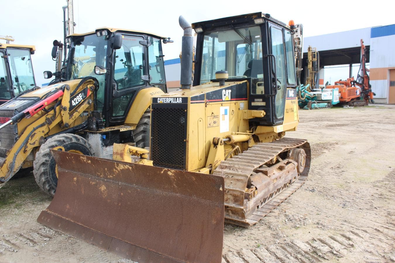 Bulldozer CAT. D4 (10T) — imagem 1