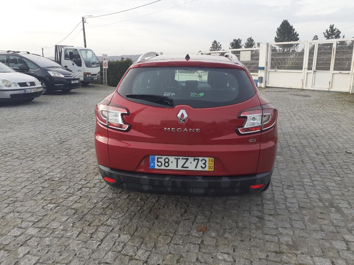 Renault Mégane 1.5 DCI · Ano 2015 — imagen 6