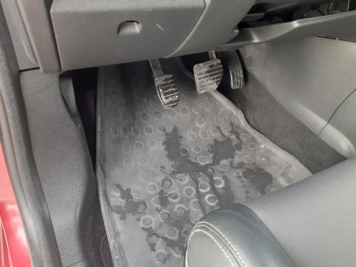 Renault Mégane 1.5 DCI · Ano 2015 — imagen 25