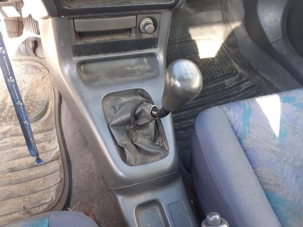 Toyota Paseo Coupé 1.5 · Ano 1996 — image 17