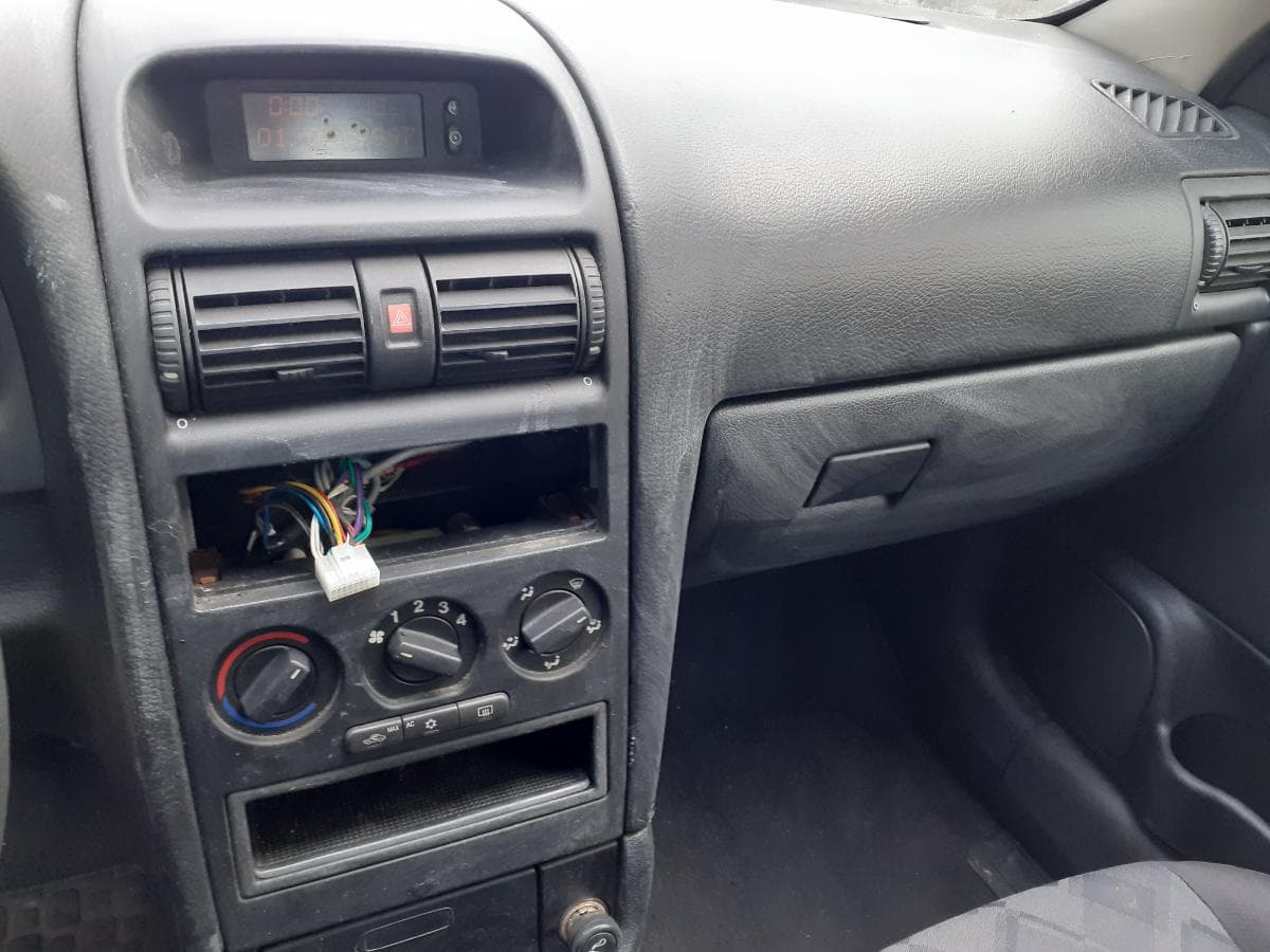 Opel Astra 1.4 · Ano 1999 — imagen 17