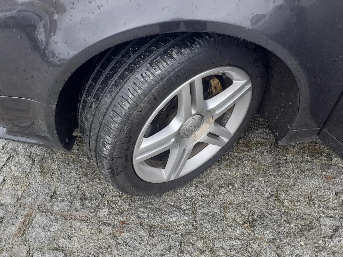 Audi A4 2.0 TDI · Ano 2007 — imagen 8
